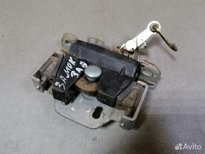 Замок багажника VW Pointer 2004-2009
