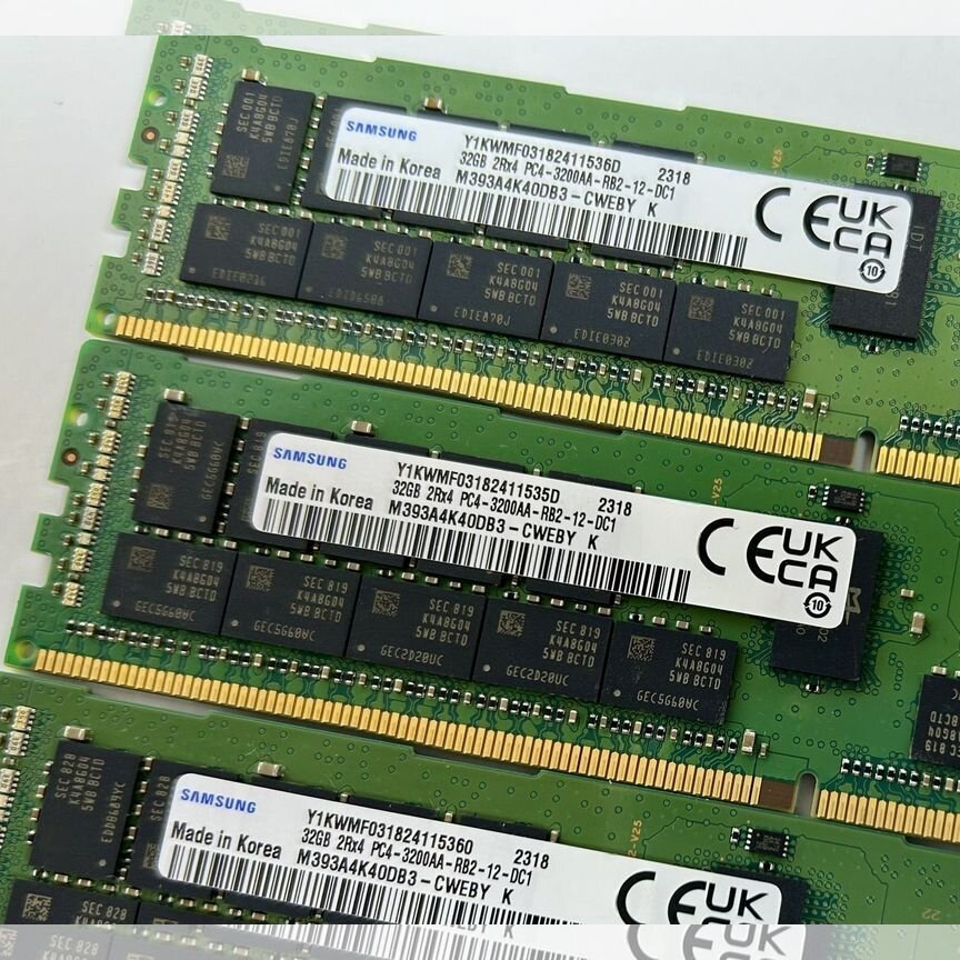 [HMA84GR7DJR4N-XN] Ddr4 32gb 64gb 3200mhz Ecc Reg Samsung Hma84gr7djr4n-Xn