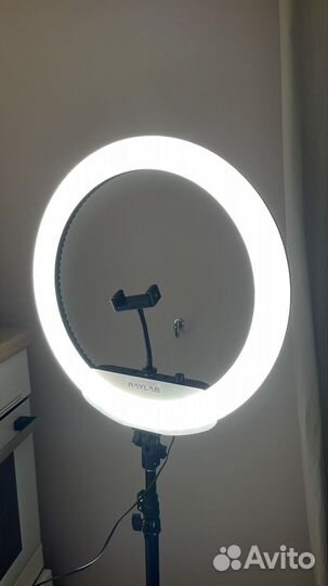Светодиодный кольцевой осветитель Raylab