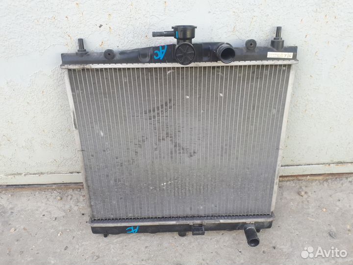 Радиатор ниссан марч 12,куб 11,нот 11