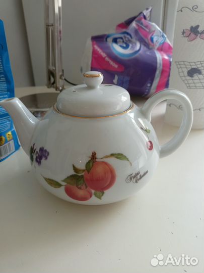 Тарелки Франция, Англия, японский чайник