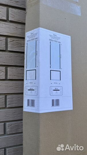 Дверь в душевую