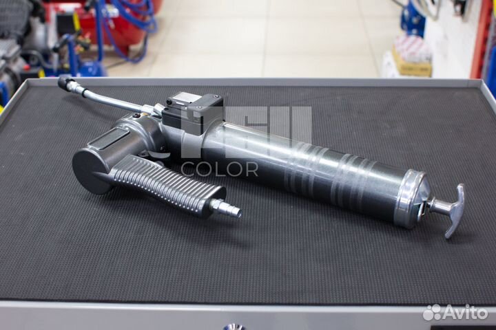 Шприц плунжерный пневматический для густой смазки