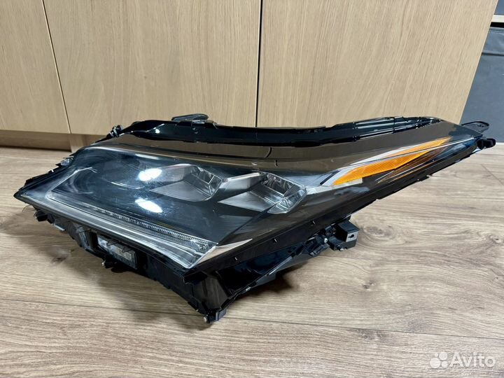 Фаpa левaя Lexus RX 200t 300 350 2015-2019