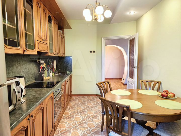 3-к. квартира, 85 м², 3/5 эт.