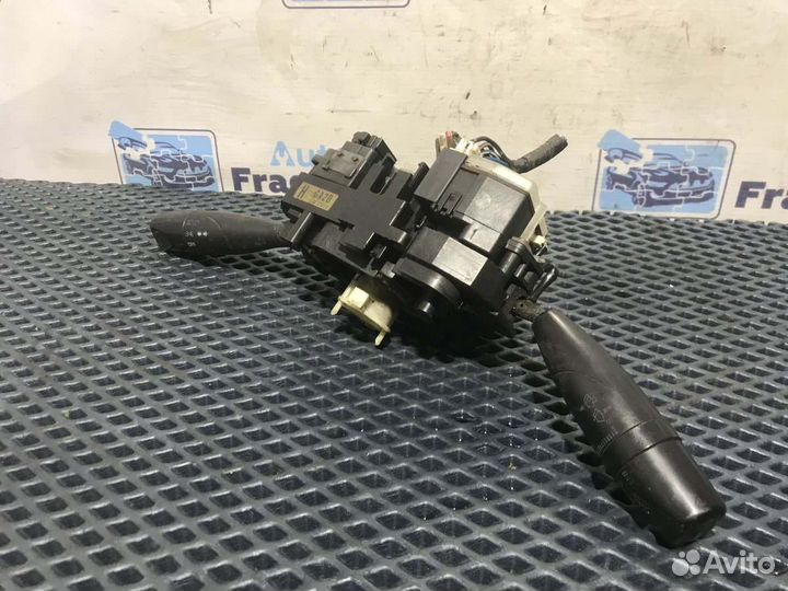 Переключатель подрулевой Mazda 626 FS 2.0 1992