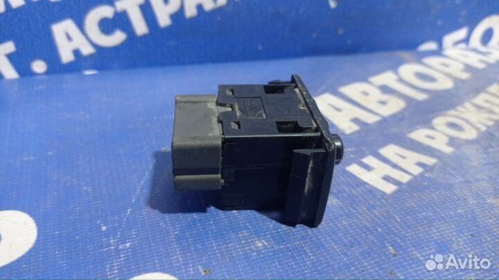 Блок управления зеркалами Nissan Almera N15 седан