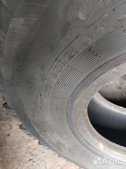 Продам резину на камаз. Вездеход