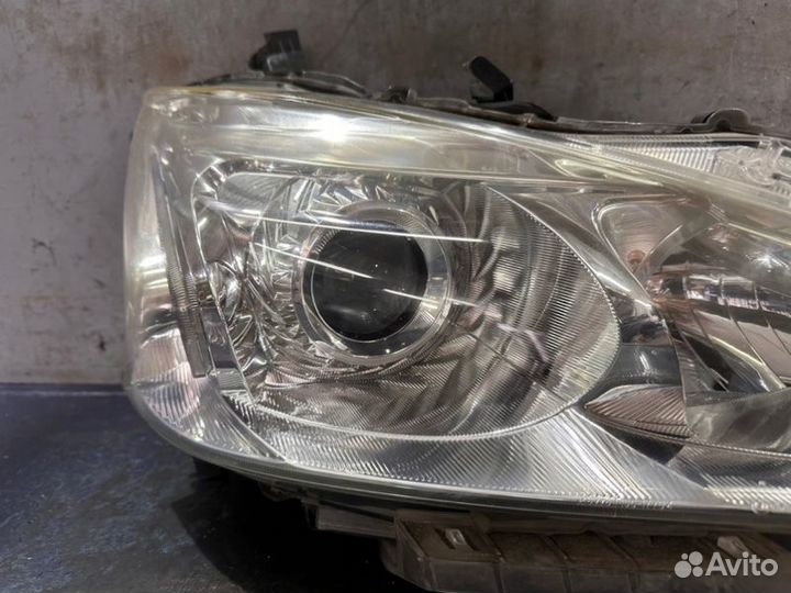 Фара ксенон правая Nissan Teana L33