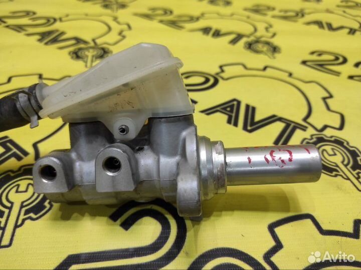 Главный тормозной цилиндр Nissan Teana J32 VQ25DE