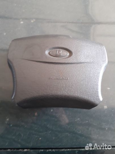 Подушка безопасности руля Лада Приора