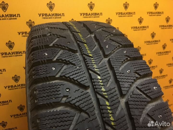 Bridgestone Ice Cruiser 7000 205/65 R15 94T
