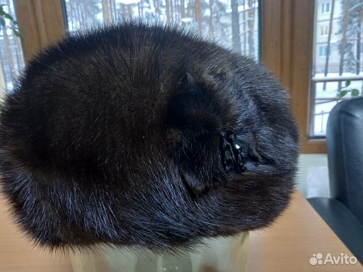 Берет норковый новый