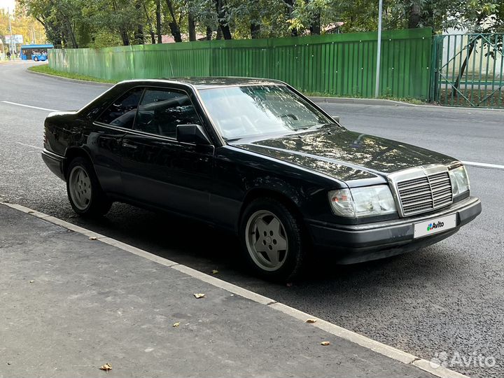 Mercedes-Benz W124 3 МТ, 1989, 250 000 км
