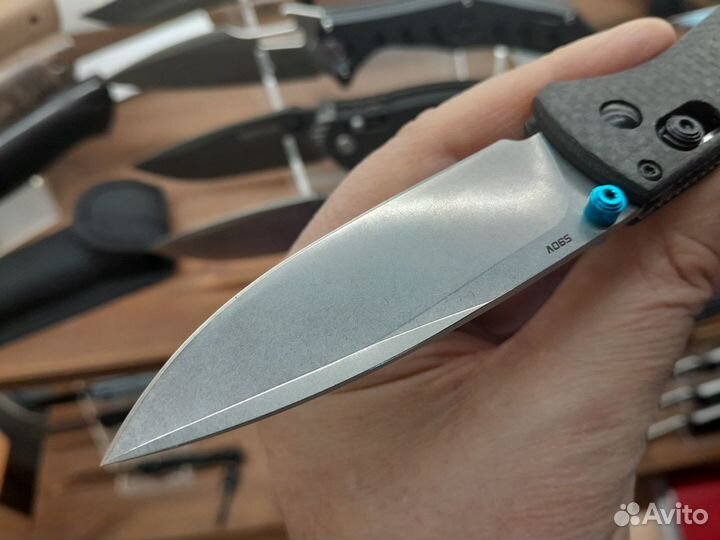 Нож складной Benchmade Bugout 535, Карбон
