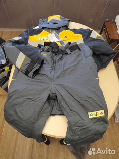 Спецодежда рабочая одежда костюм зимняя роснефть