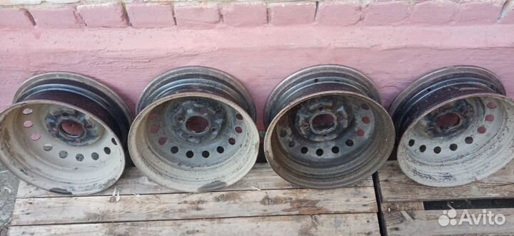 Диски R14 Штампованные на Nissan Almera Classic