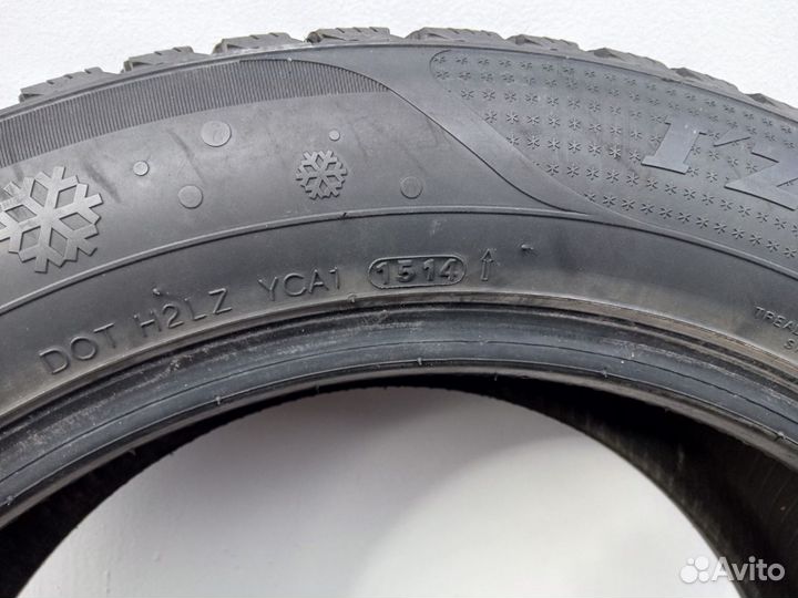 Kumho I'Zen RV Stud KC16 225/55 R18