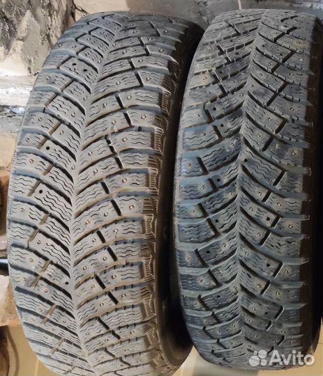 Michelin X-Ice North 4 185/65 R15 92T