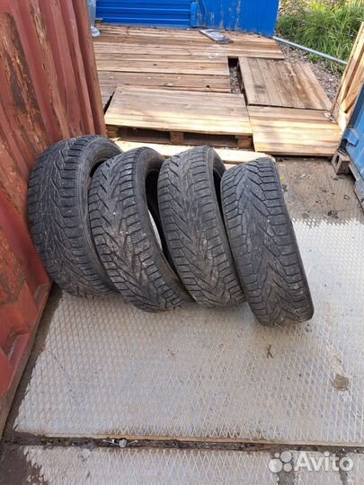 Nokian Tyres Hakkapeliitta R2 SUV 225/55 R19