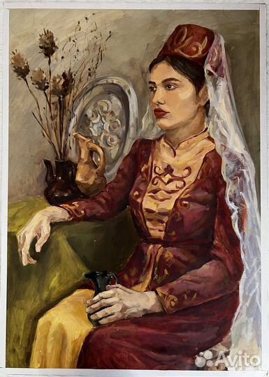 Девушка в сае