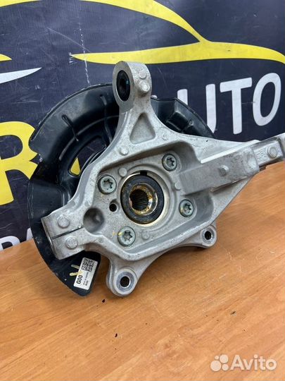 Кулак поворотный передний левый Kia Sorento 4 2WD