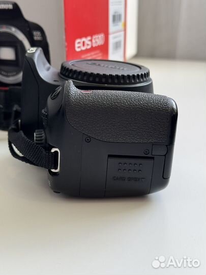 Фотоаппарат Canon eos 650d body