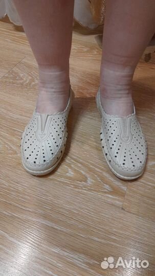 Босоножки женские