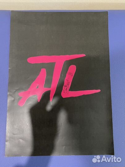 Автографы в асортименте