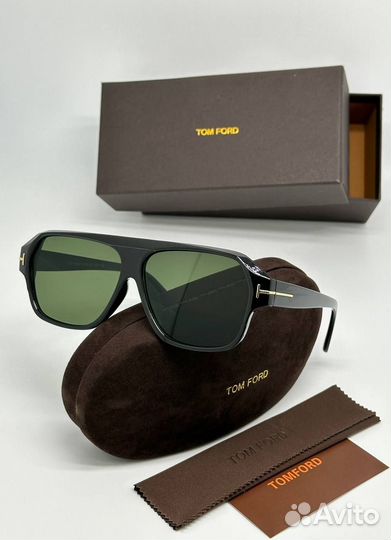 Солнцезащитные очки Tom Ford