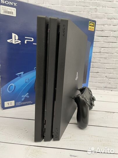 Приставка PS4 PRO 1Тб 3 ревизия (как новая)