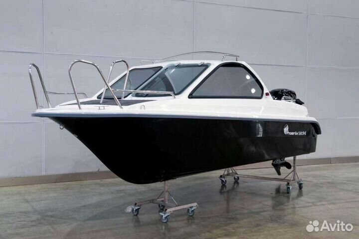Катер Phoenix 530 HT
