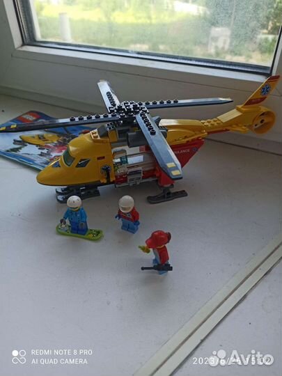 Lego City Вертолет скорой помощи 60179