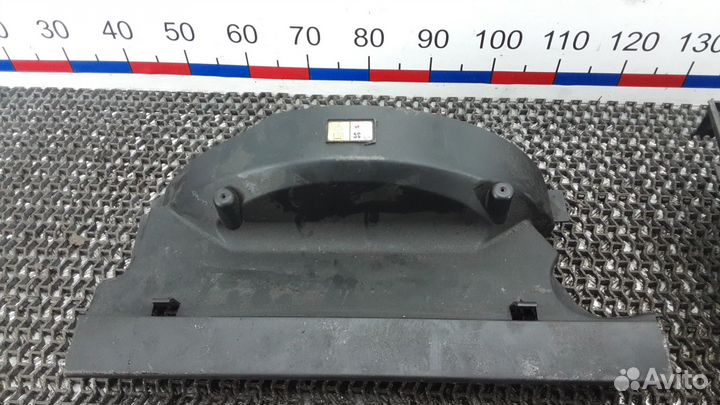 Диффузор вентилятора Land Rover Discovery 3 2005