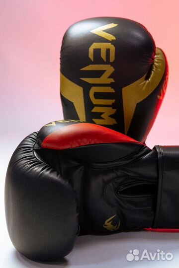 Боксерские перчатки Venum PU Red Gold