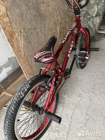 Трюковой велосипед BMX