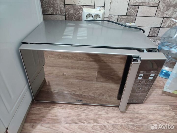 Микроволновка BBK 900w