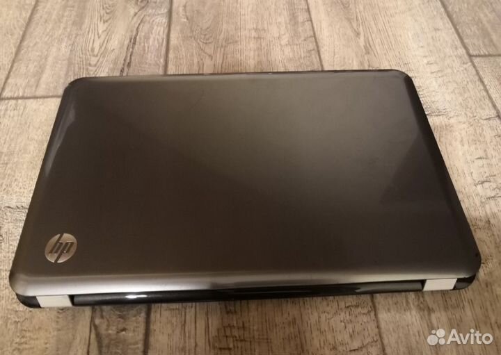 С документами Ноутбук Hp в идеальном состоянии