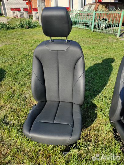 Сиденья BMW F30 кожа комплект