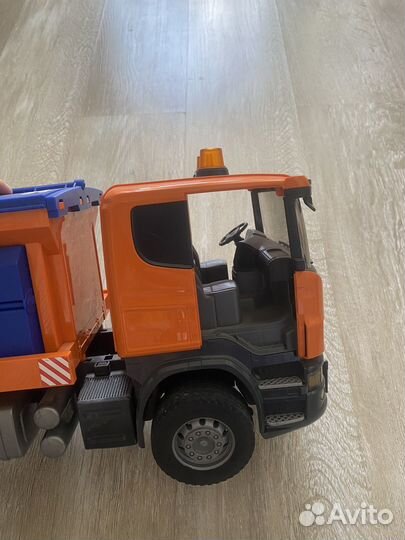 Игрушка машина мусоровоз