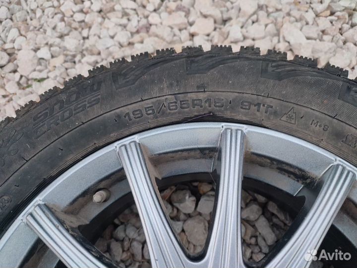 Колеса зимние 195 65 r15 с литыми дисками на рено
