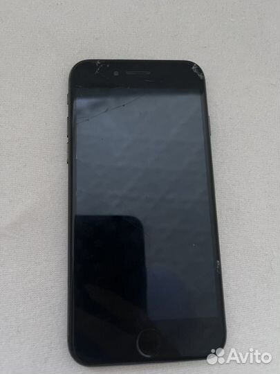 iPhone 8, 64 ГБ