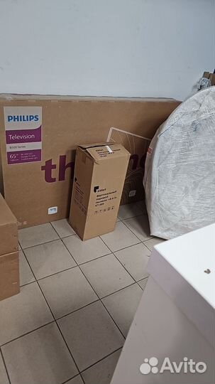 Новый, едем в магазин philips 65pus8519