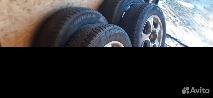 Formula Winter 215/65 R16