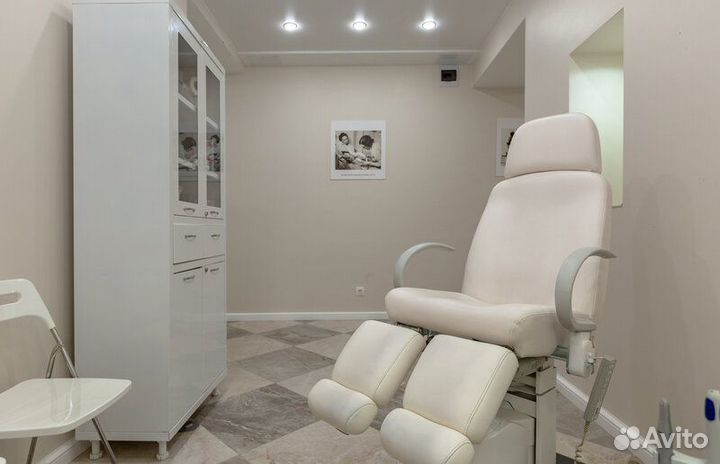 Уборщица (к) в медицинский центр