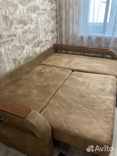 Угловой диван моника