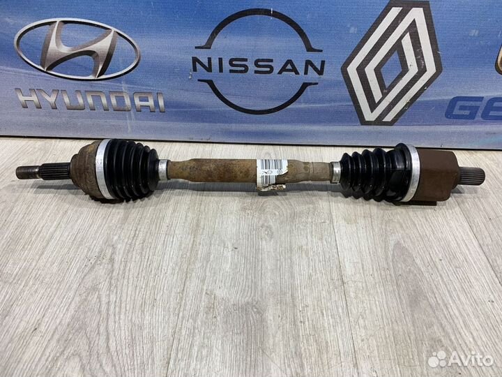 Привод подвески колеса Nissan almera G15 Лев