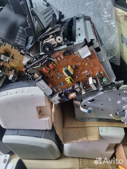 Принтер HP 1022 и 1010 лот 12шт