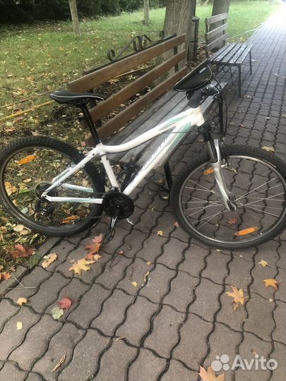 Велосипеды Specialized Myka 26 и Giant 28