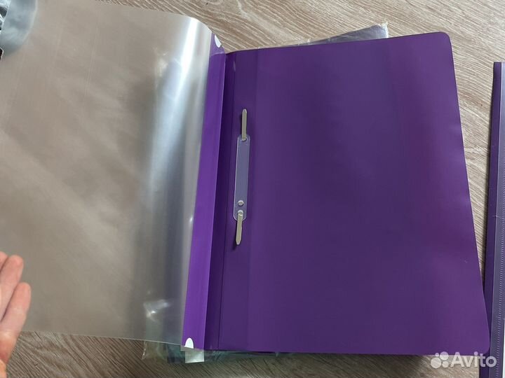 3 папки с зажимом для файлов А4